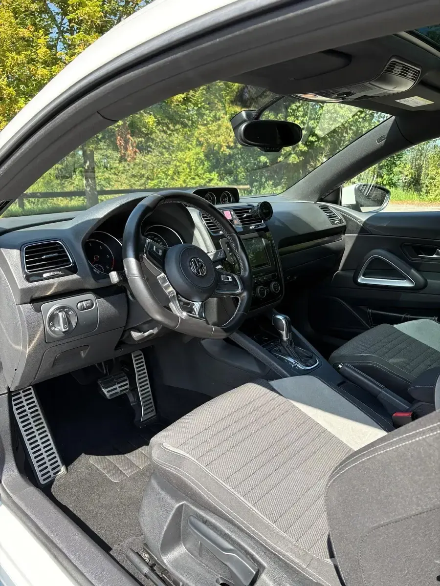 Gebraucht VW Scirocco 184 PS (135 kW) 2017 Weiß Coupé