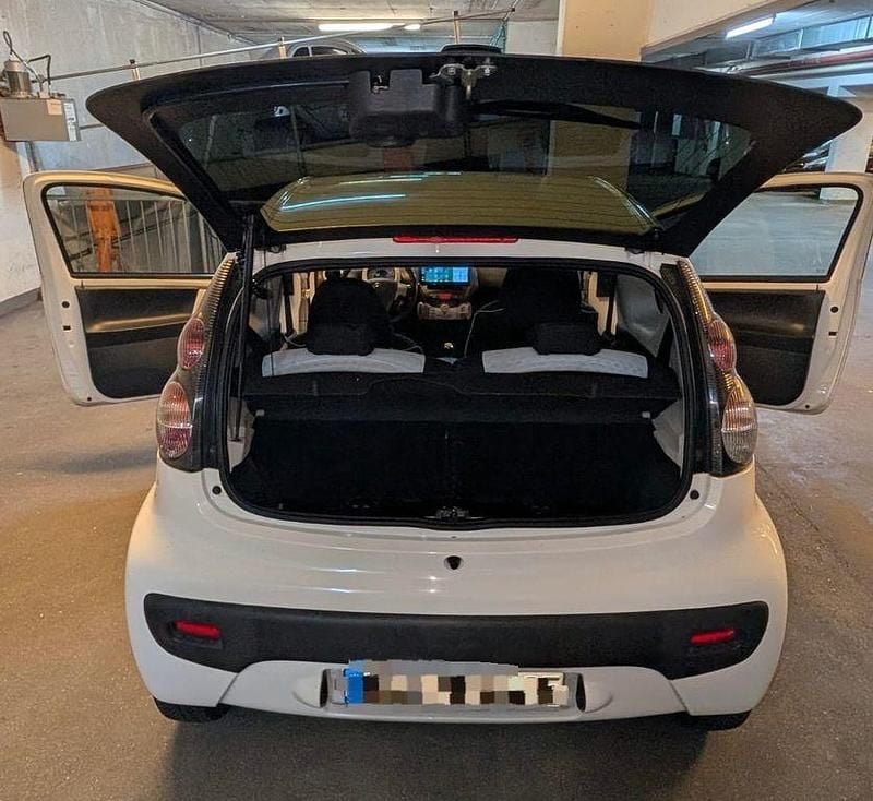 Gebraucht Citroën C1 68 PS (50 kW) 2013 Weiß Kleinwagen