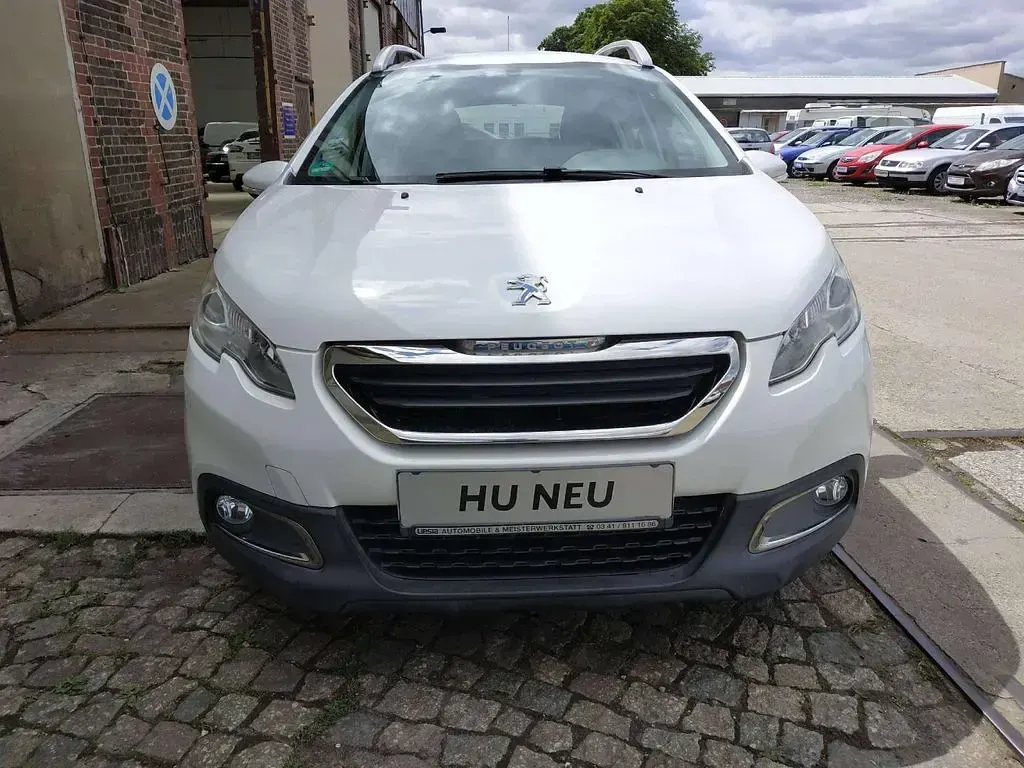 Gebraucht Peugeot 2008 Active 82 PS (60 kW) 2013 Weiß SUV