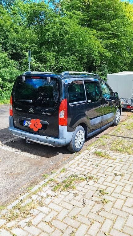 Second-hand Citroën Berlingo XTR 120 CP (88 kW) 2010 Negru Monovolum