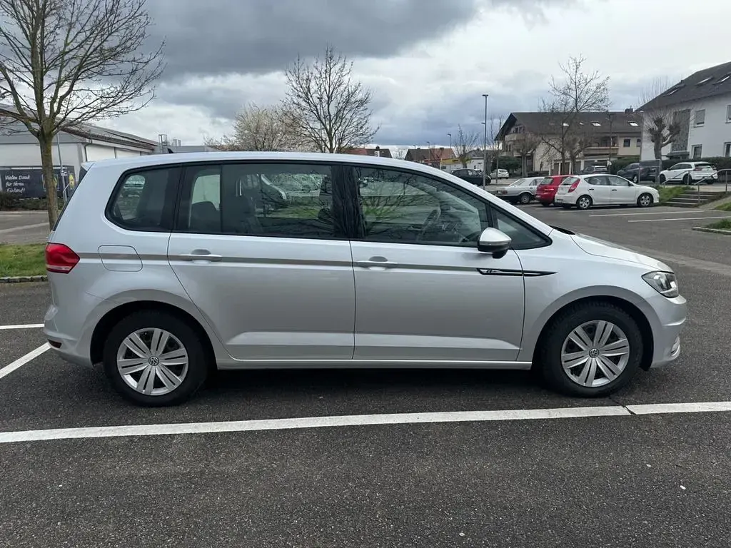Gebraucht VW Touran R-line 110 PS (80 kW) 2017 Silber Van / Kleinbus