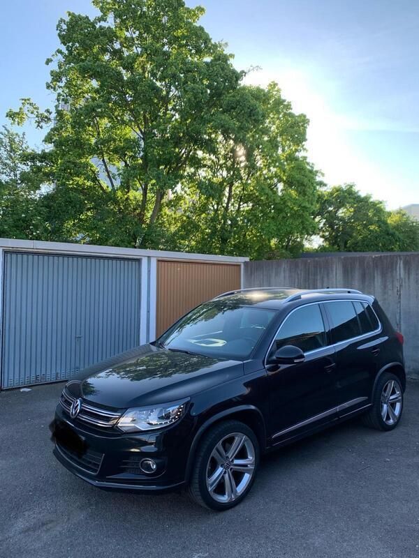 Schwarz Gebraucht 2013 VW Tiguan R-line SUV | 16.250 € (Etwas zu teuer) - Bild 1/4