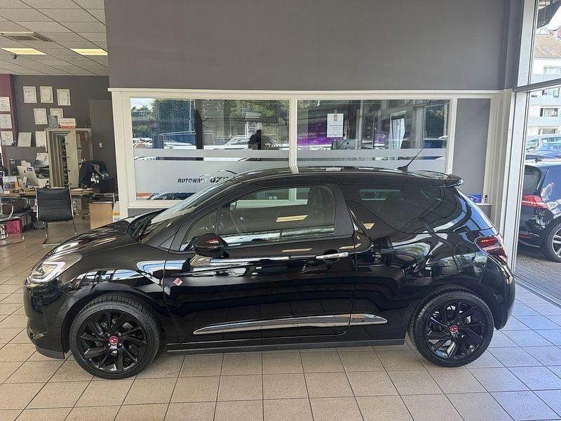 Schwarz Gebraucht 2019 Citroën DS3 Kleinwagen | 12.990 € (Etwas zu teuer) - Bild 1/4