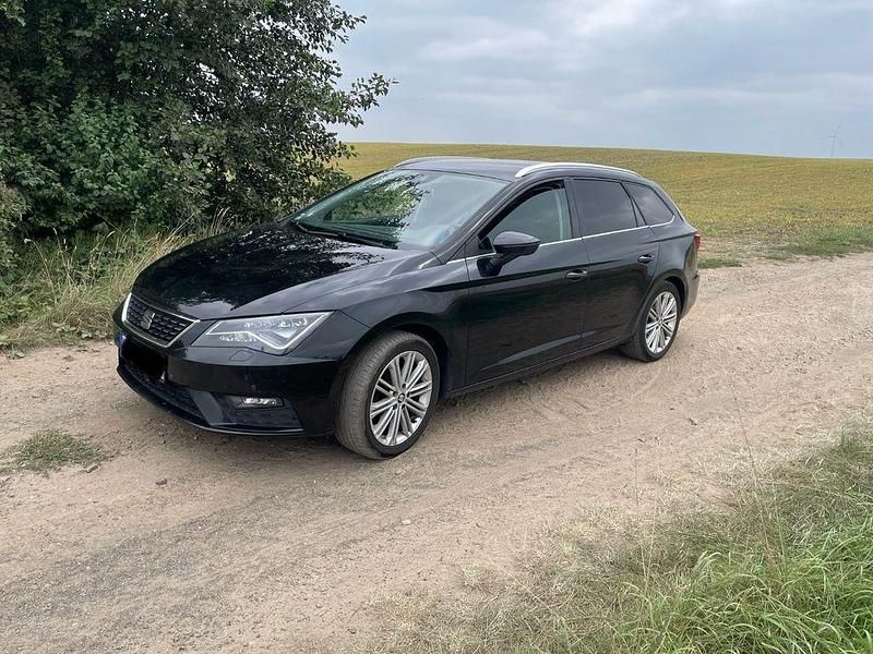 Schwarz Gebraucht 2018 Seat Leon ST XCELLENCE Kombi | 8.800 € (Fairer Preis) - Bild 1/4