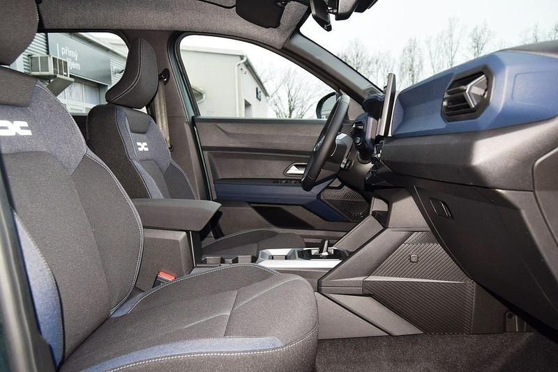 Neu Dacia Bigster Expression 156 PS (114 kW) 2026 Grün SUV