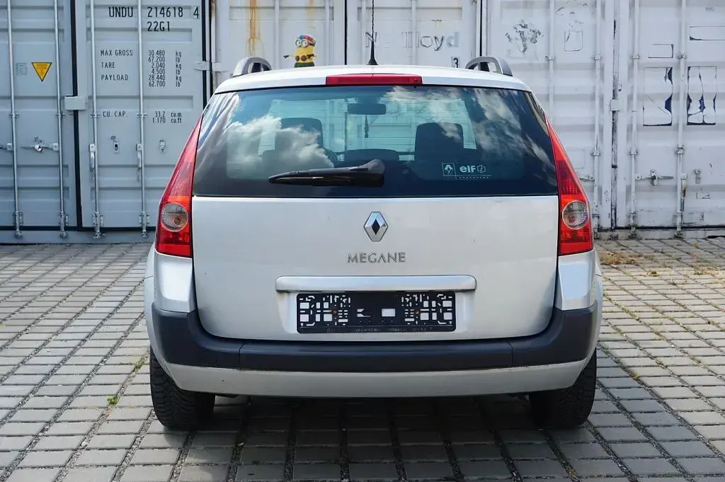 Gebraucht Renault Mégane II Dynamique 98 PS (72 kW) 2005 Silber Limousine