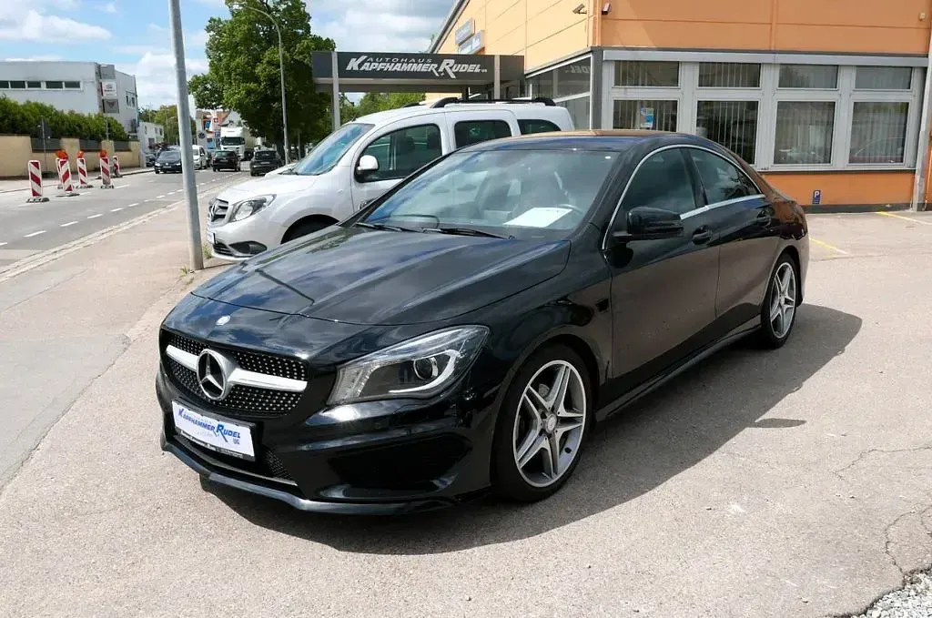 Gebraucht Mercedes CLA180 AMG line 122 PS (89 kW) 2013 Schwarz Limousine