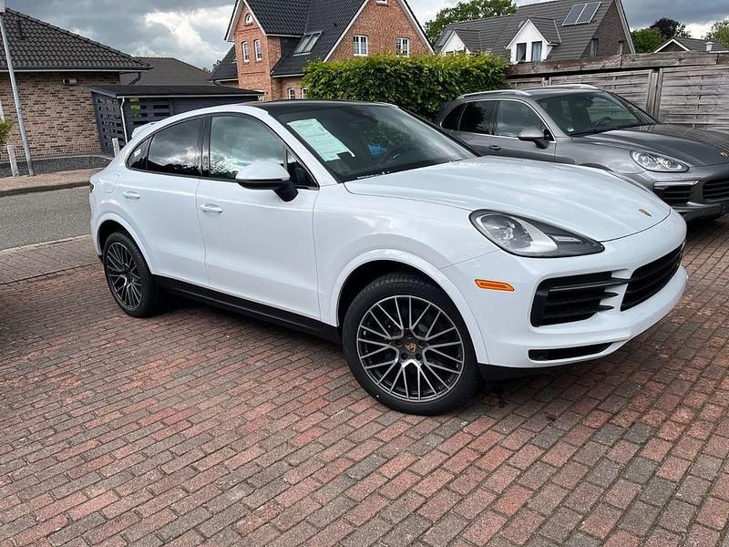 Weiß Neu 2025 Porsche Cayenne SUV | 64.900 € - Bild 1/4