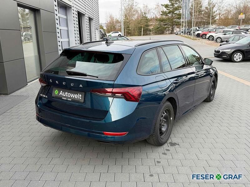 Gebraucht Skoda Octavia 150 PS (110 kW) 2023 Lavablau metallic Kombi