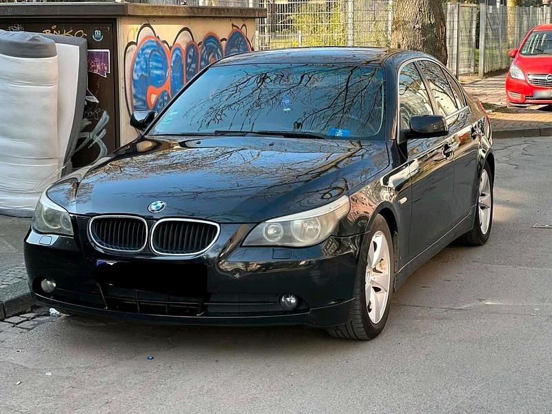 Gebraucht BMW 520 170 PS (125 kW) 2004 Schwarz Limousine