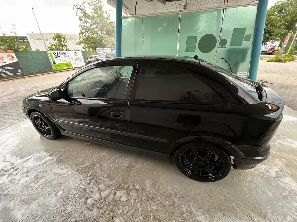 Gebraucht Opel Astra 125 PS (91 kW) 2002 Schwarz Coupé