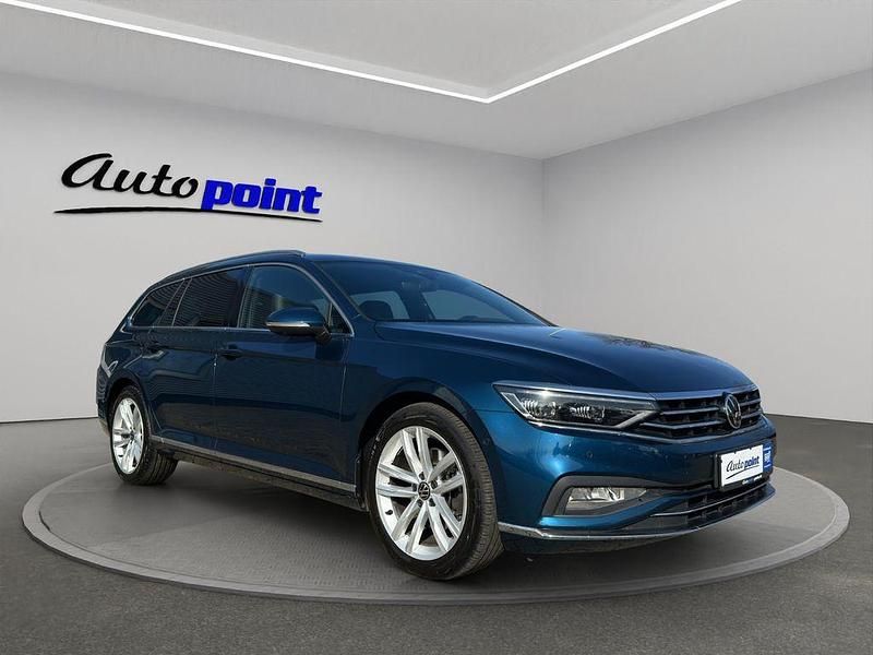 Gebraucht VW Passat Elegance 200 PS (147 kW) 2023 Blau Kombi