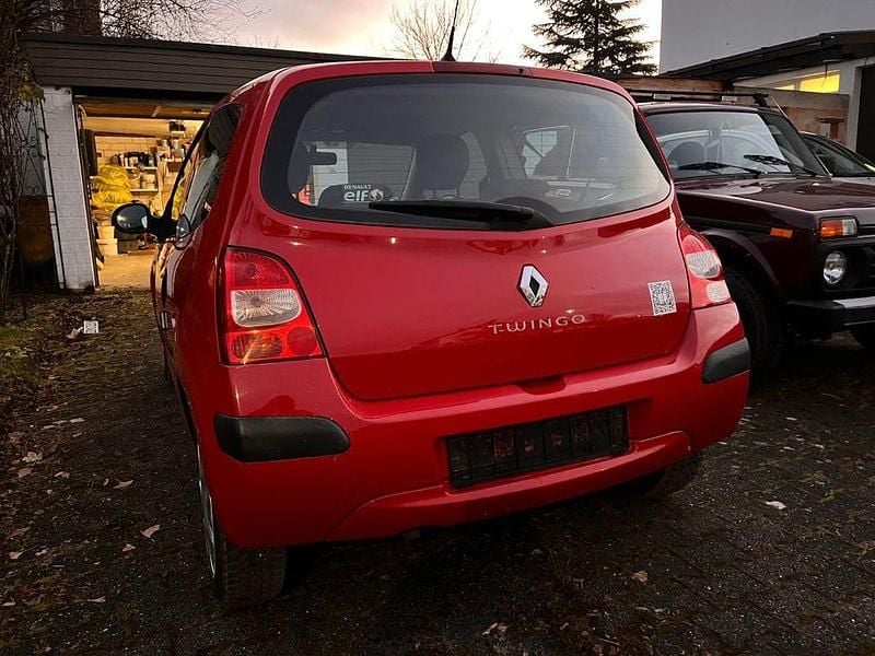 Gebraucht Renault Twingo 58 PS (42 kW) 2009 Rot Kleinwagen