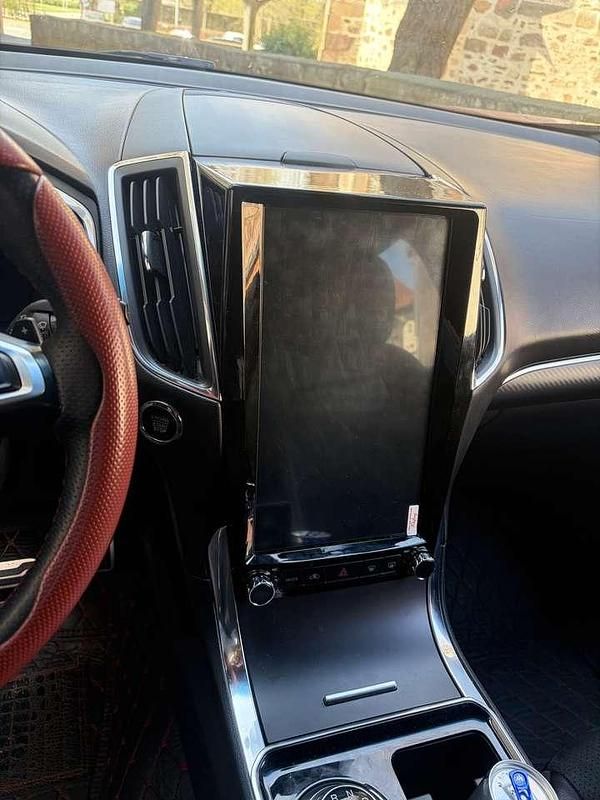 Second-hand Ford Edge 238 CP (175 kW) 2020 Roșu SUV