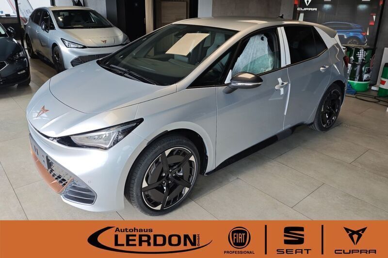 Silber Neu 2025 Cupra Born Kleinwagen | 43.838 € (Etwas zu teuer) - Bild 1/4