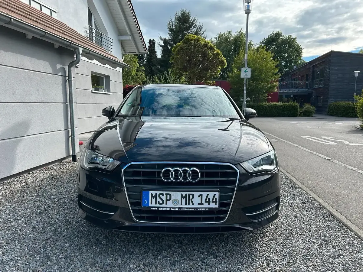 Gebraucht Audi A3 Comfort 105 PS (77 kW) 2014 Braun Kleinwagen