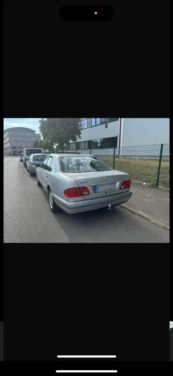 Gebraucht Mercedes E230 150 PS (110 kW) 1997 Silber Limousine