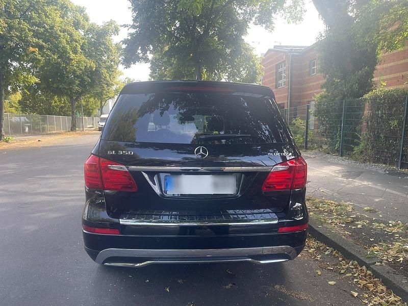 Gebraucht Mercedes GL350 258 PS (189 kW) 2014 Schwarz SUV