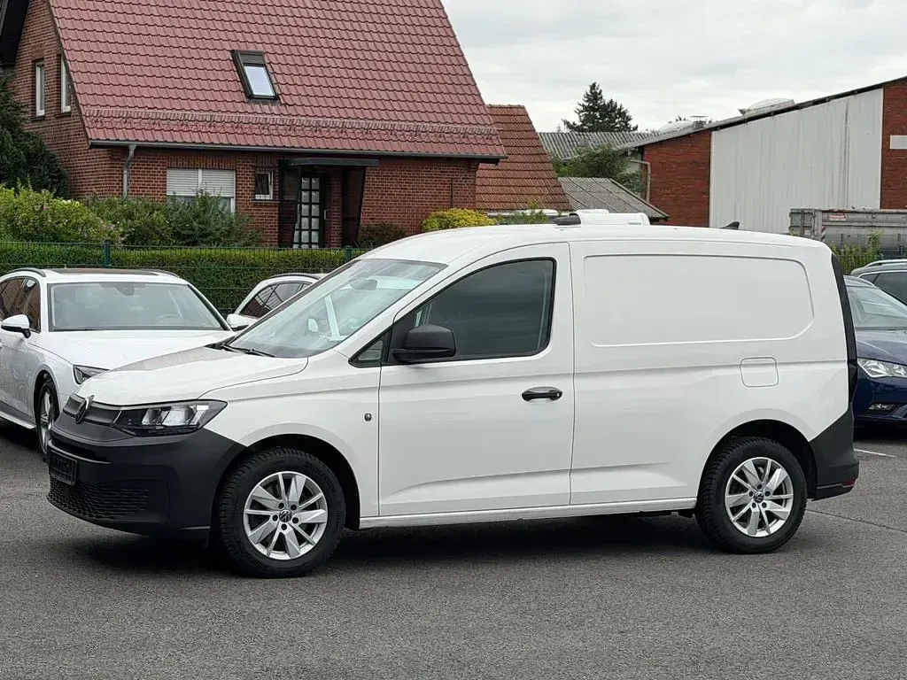 Gebraucht VW Caddy 122 PS (89 kW) 2021 Weiß Van / Kleinbus