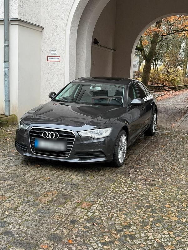 Grau Gebraucht 2012 Audi A6 Limousine | 11.500 € (Fairer Preis) - Bild 1/4