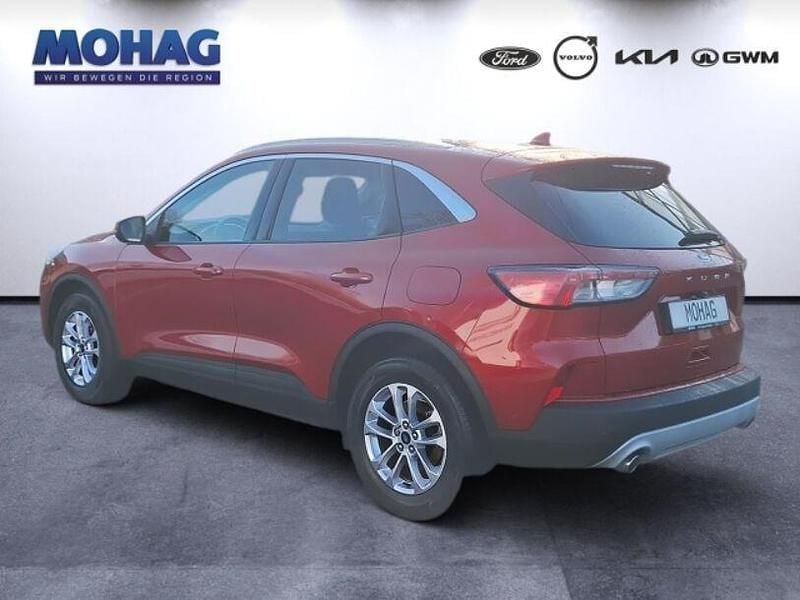 Gebraucht Ford Kuga Titanium 150 PS (110 kW) 2021 Rot SUV