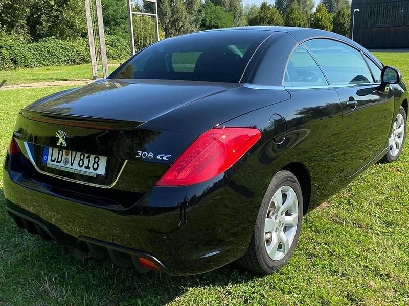 Gebraucht Peugeot 308 CC Active 156 PS (114 kW) 2013 Schwarz Cabrio
