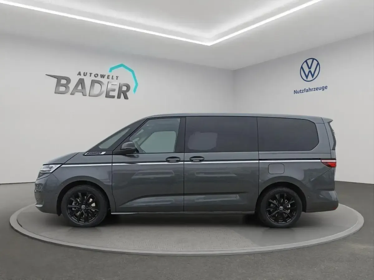 Gebraucht VW Multivan Style 150 PS (110 kW) 2025 Van / Kleinbus