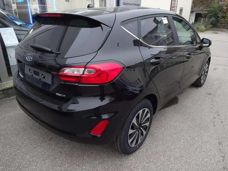 Gebraucht Ford Fiesta Titanium 125 PS (91 kW) 2023 Obsidianschwarz Kleinwagen
