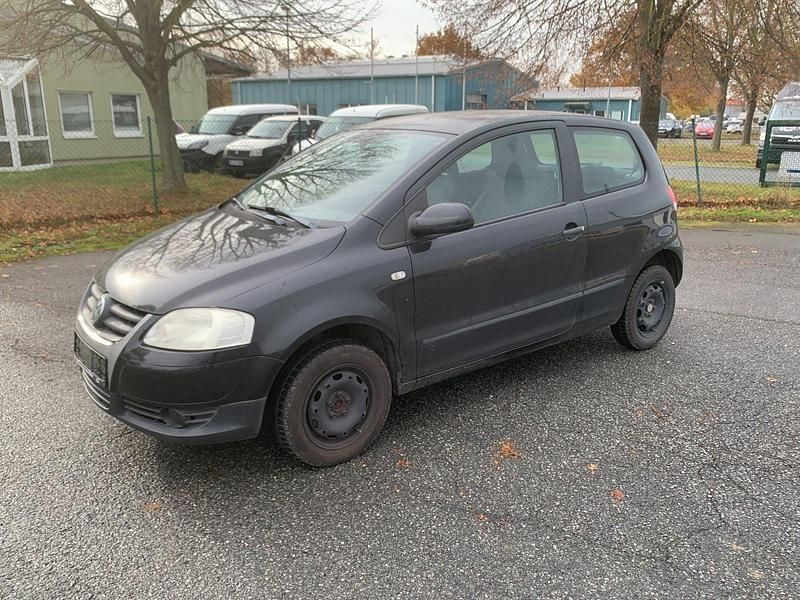 Schwarz Gebraucht 2008 VW Fox Kleinwagen | 690 € (Superpreis) - Bild 1/4