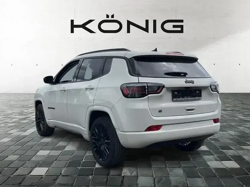 Gebraucht Jeep Compass Altitude 131 PS (96 kW) 2023 Alpine white (vr296) SUV