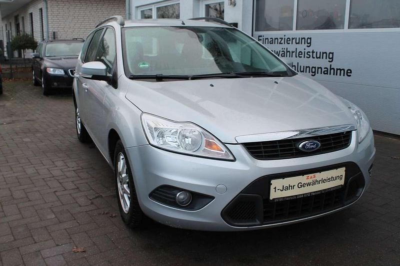 Gebraucht Ford Focus Style 101 PS (74 kW) 2009 Silber Kombi