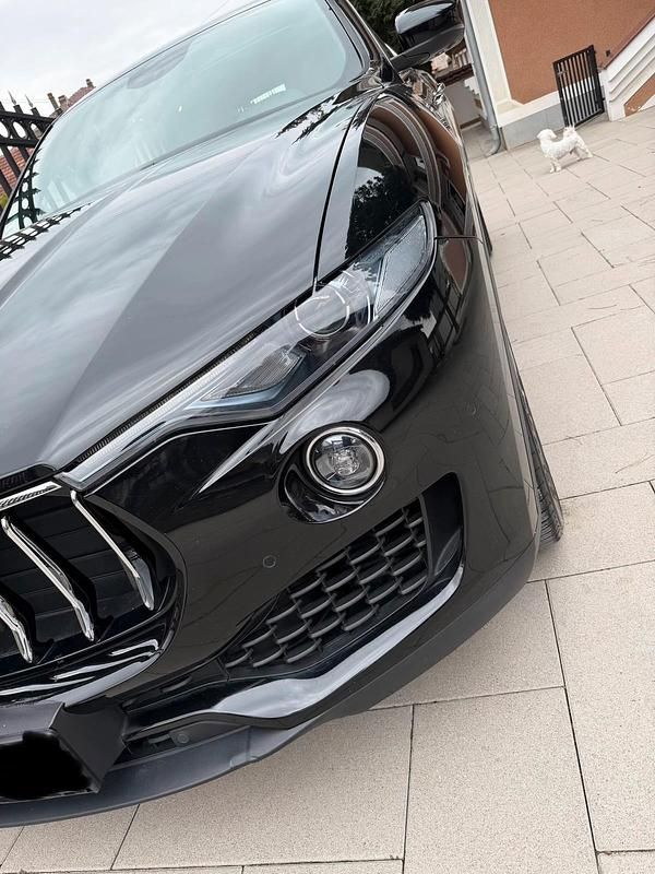Gebraucht Maserati Levante 275 PS (202 kW) 2016 Schwarz SUV