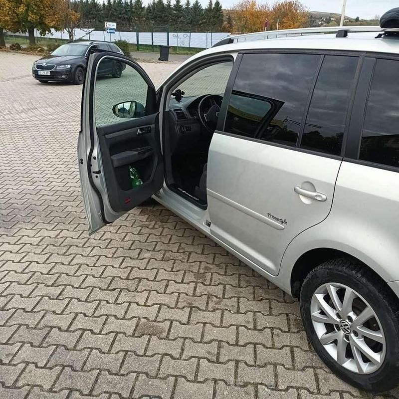 Gebraucht VW Touran Freestyle 140 PS (102 kW) 2009 Van / Kleinbus