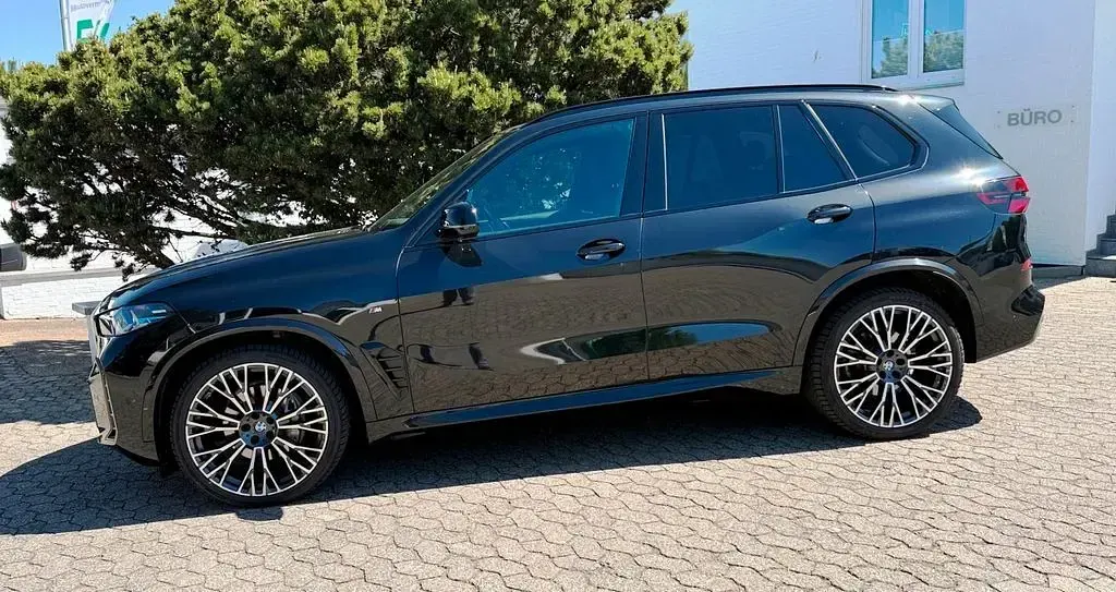 Gebraucht BMW X5 M Sport 286 PS (210 kW) 2024 Schwarz SUV
