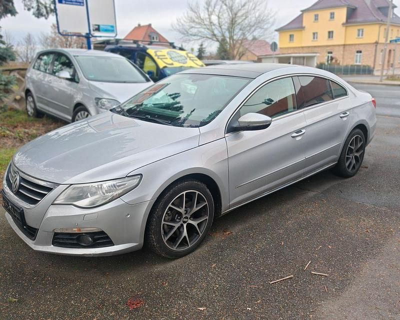 Silber Gebraucht 2009 VW Passat Basis Limousine | 2.990 € (Superpreis) - Bild 1/4
