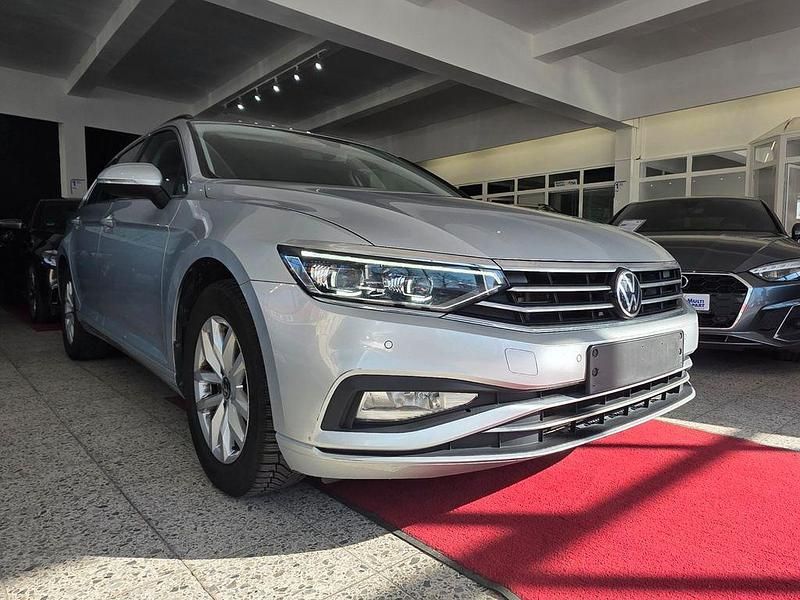 Gebraucht VW Passat Business 122 PS (89 kW) 2020 Silber Kombi
