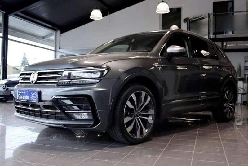 Platinum grey Gebraucht 2020 VW Tiguan Allspace R-line SUV | 32.990 € (Fairer Preis) - Bild 1/1