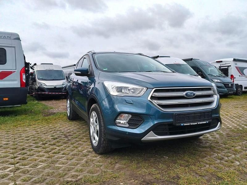 Blau Gebraucht 2019 Ford Kuga Cool & Connect SUV | 13.890 € (Superpreis) - Bild 1/4