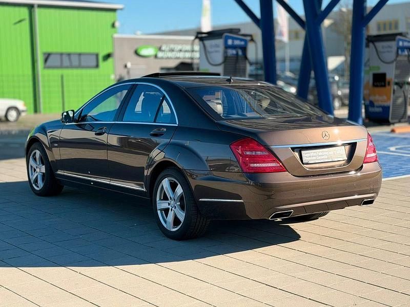 Gebraucht Mercedes S350 258 PS (189 kW) 2012 Braun Limousine