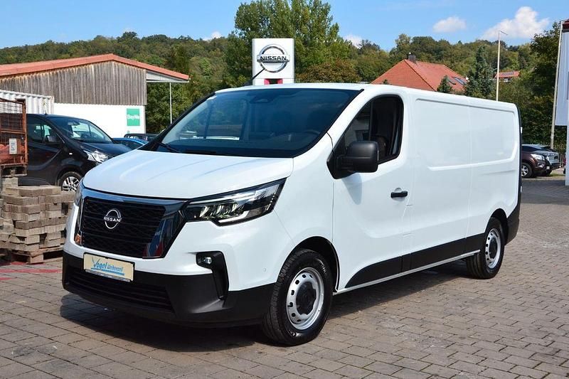 Glacier white Gebraucht 2024 Nissan Primastar N-Connecta Van / Kleinbus | 44.849 € - Bild 1/4
