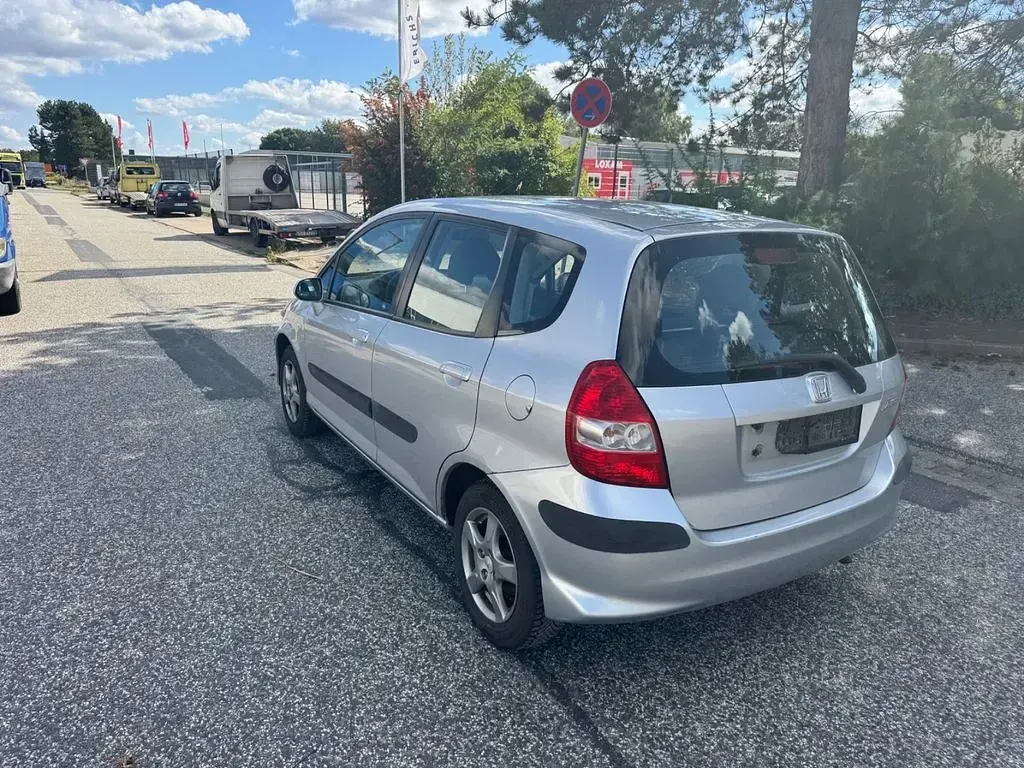 Gebraucht Honda Jazz Cool 77 PS (56 kW) 2005 Silber Kleinwagen