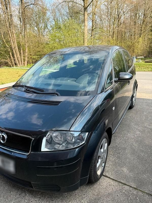 Usado Audi A2 110 HP (80 kW) 2003 Preto Citadino