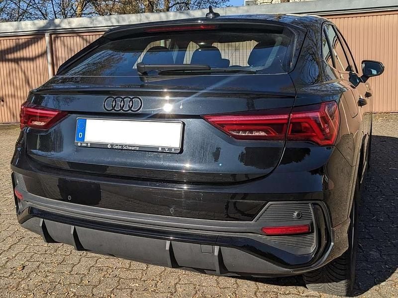 Gebraucht Audi Q3 Sportback S-Line 150 PS (110 kW) 2022 Schwarz SUV
