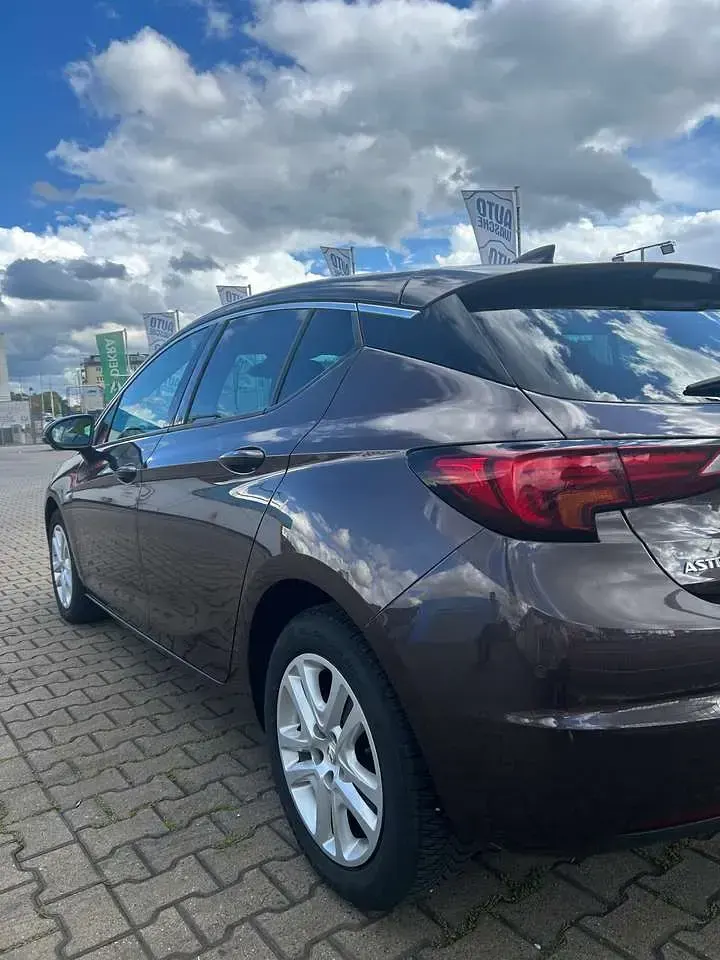 Gebraucht Opel Astra 125 PS (91 kW) 2016 Braun Limousine