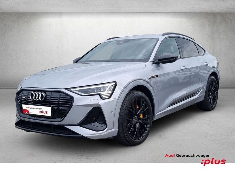 Florettsilber metallic Gebraucht 2021 Audi e-tron Sportback Ambiente SUV | 39.980 € (Fairer Preis) - Bild 1/4