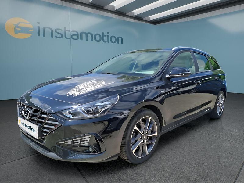 Schwarz Gebraucht 2023 Hyundai i30 Trend Kombi | 21.499 € (Fairer Preis) - Bild 1/4