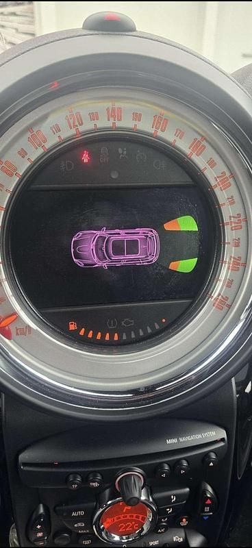 Usata Mini Cooper D 116 CV (85 kW) 2014 Blu Utilitaria