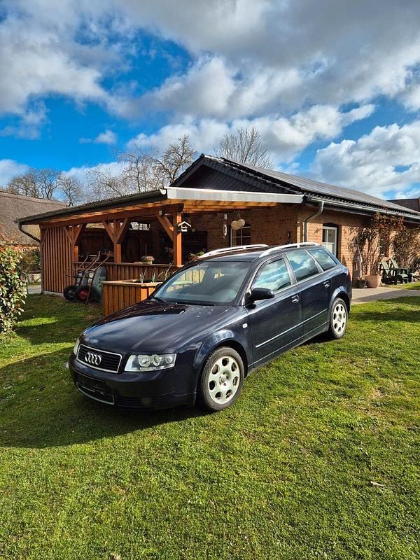 Gebraucht Audi A4 131 PS (96 kW) 2004 Blau Kombi