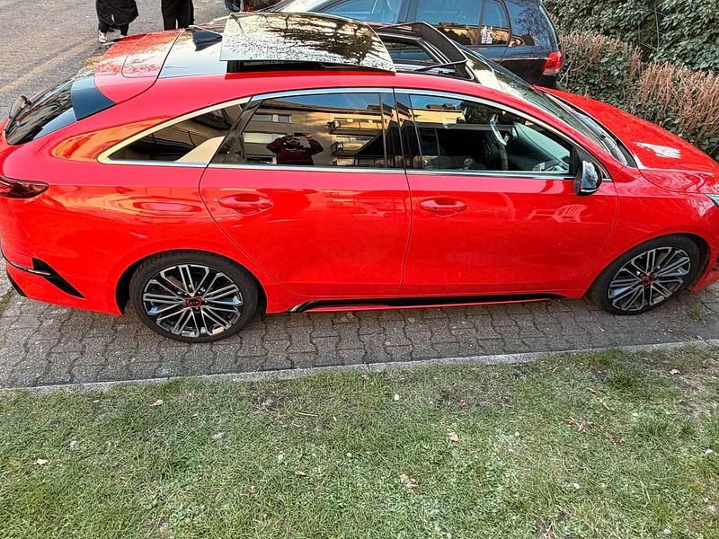 Gebraucht Kia ProCeed GT GT 204 PS (150 kW) 2019 Rot Kleinwagen
