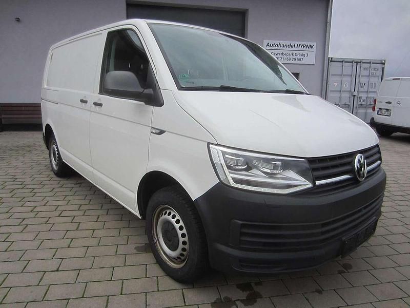 Gebraucht VW Transporter 102 PS (75 kW) 2018 Weiß Van